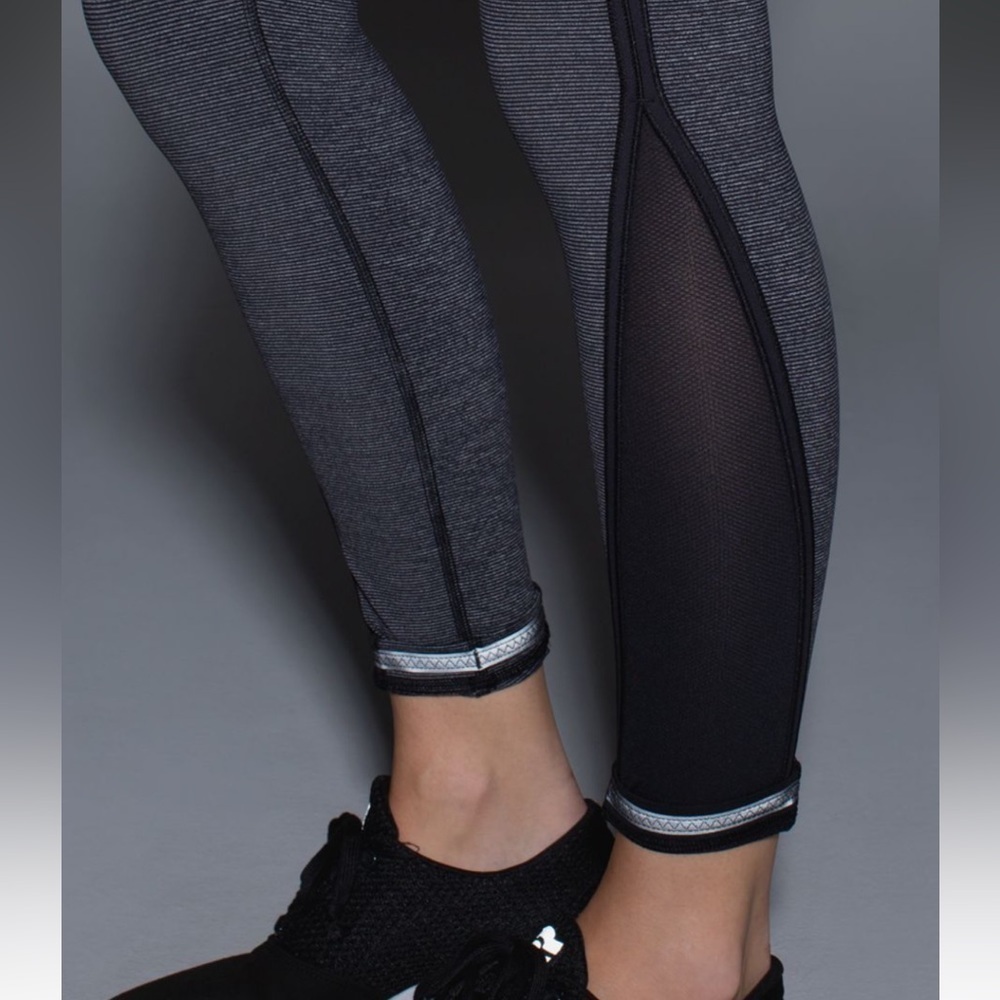 Lululemon Run Pace Tight Wee Stripe Black Heathered Black / Black - Picture 3 of 8